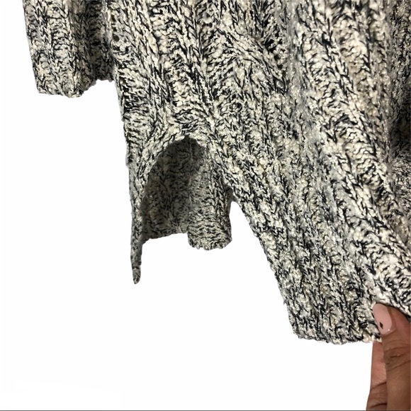 Altar’d State marled oversized sweater - Picture 6 of 6
